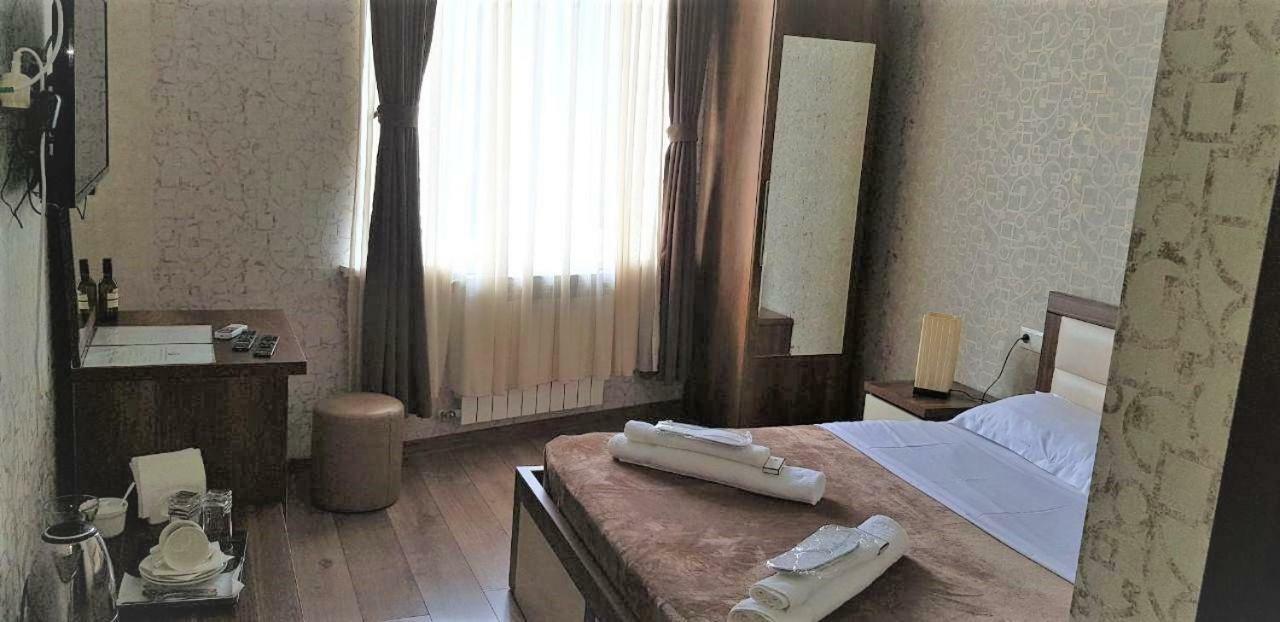 Moon Light Hotel Tbilisi Exterior foto